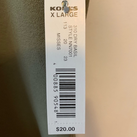 Apt. 9 Essentials Short Sleeve T - Picture 5 of 5